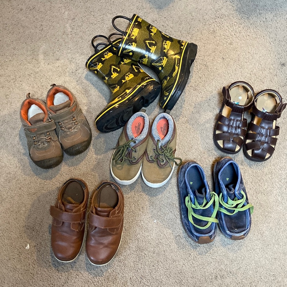 Lot 6 pair toddler 10 shoes